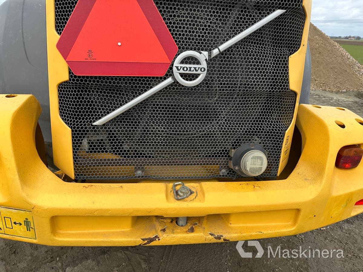Wheel loader Hjullastare Volvo L60G [ Copy ]: picture 18