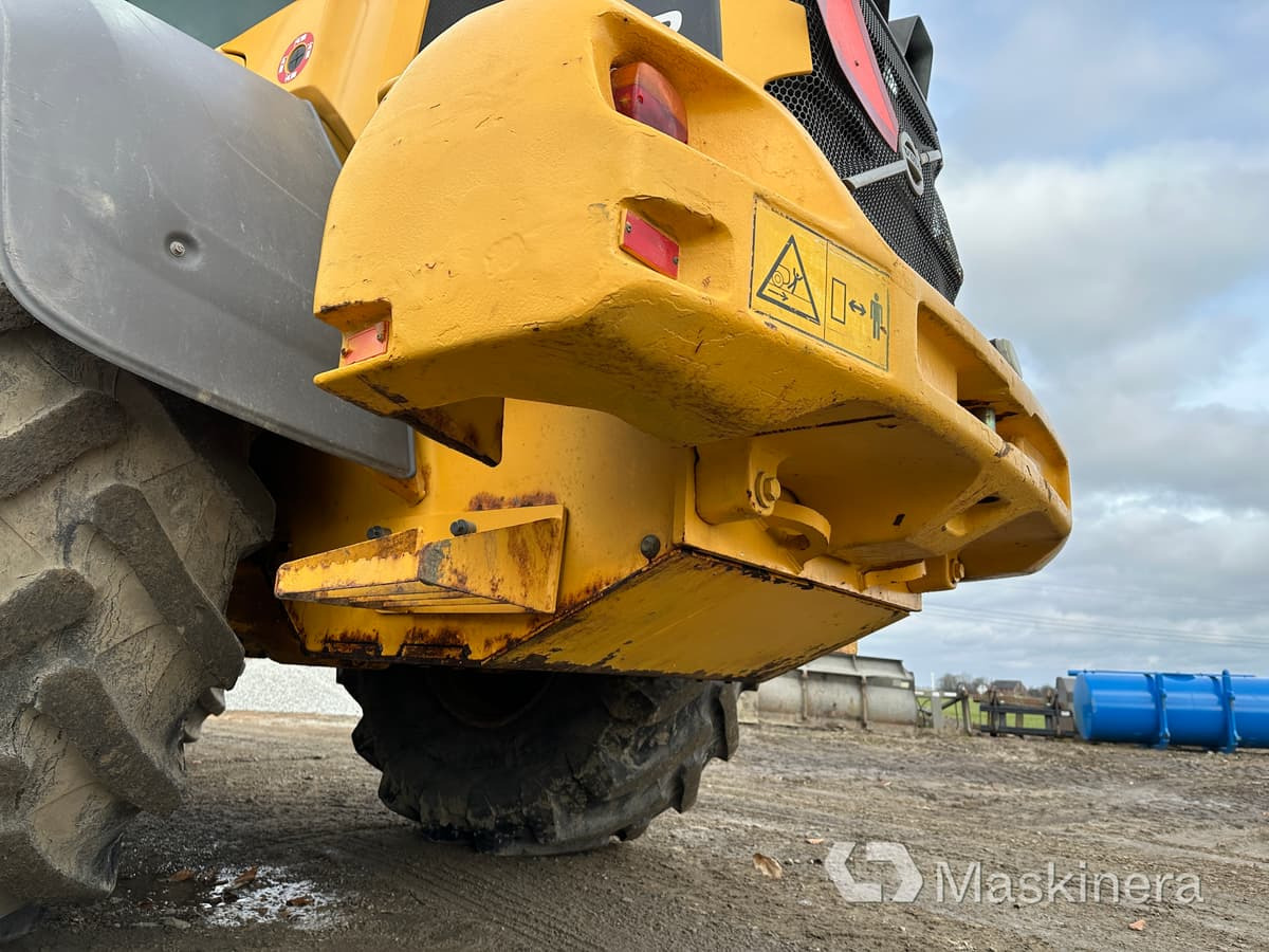 Wheel loader Hjullastare Volvo L60G [ Copy ]: picture 14
