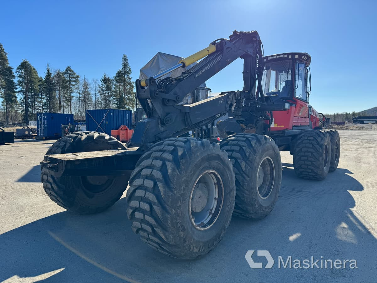 Komatsu 895 Forwarder Skotare Komatsu 895 - Forwarder: picture 5 Komatsu 895 Forwarder Skotare Komatsu 895 - Forwarder: picture 5