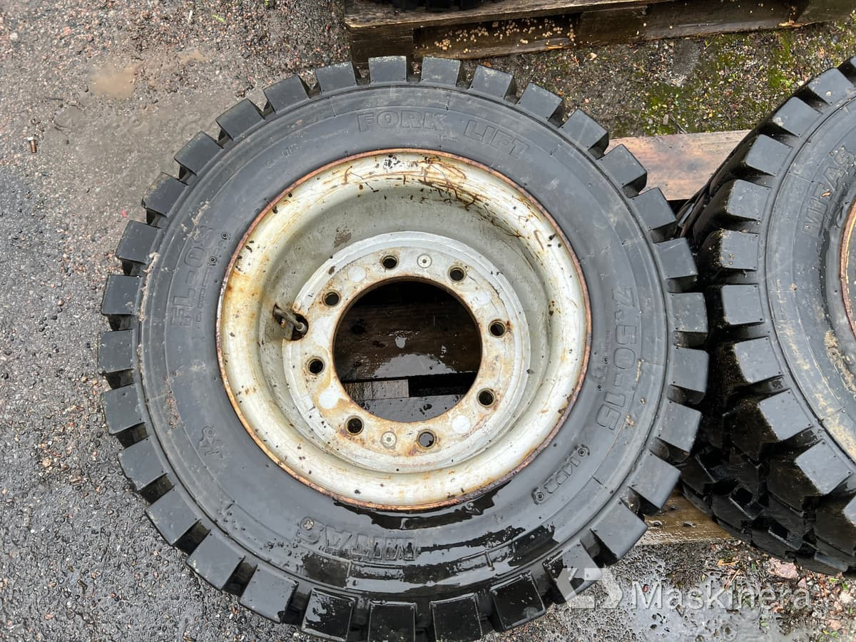Mitas FL-08 Twindäck på fälg Mitas 7,50-15, 4 st - Wheel and tire package for Construction machinery: picture 5 Mitas FL-08 Twindäck på fälg Mitas 7,50-15, 4 st - Wheel and tire package for Construction machinery: picture 5