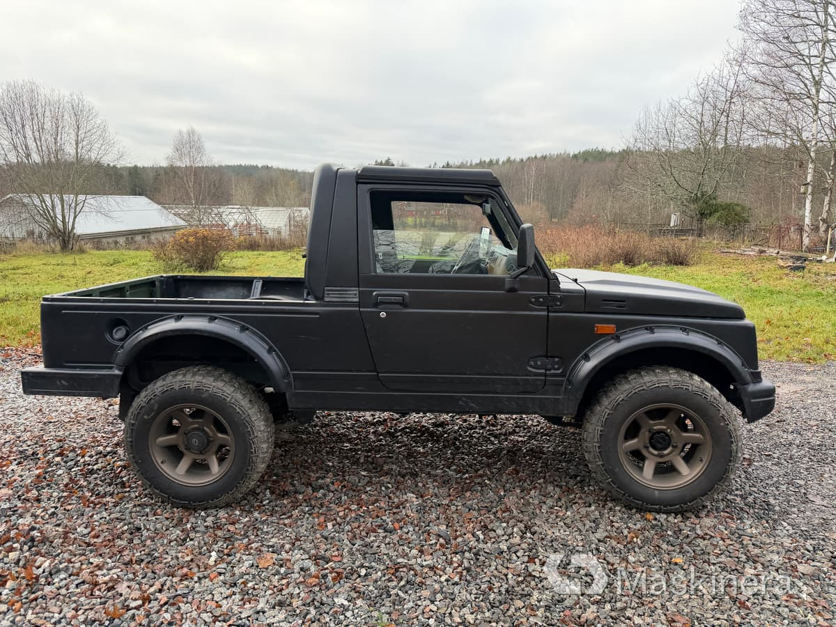 Pickup Suzuki Samurai 1.9TD 4WD - Small van: picture 4 Pickup Suzuki Samurai 1.9TD 4WD - Small van: picture 4