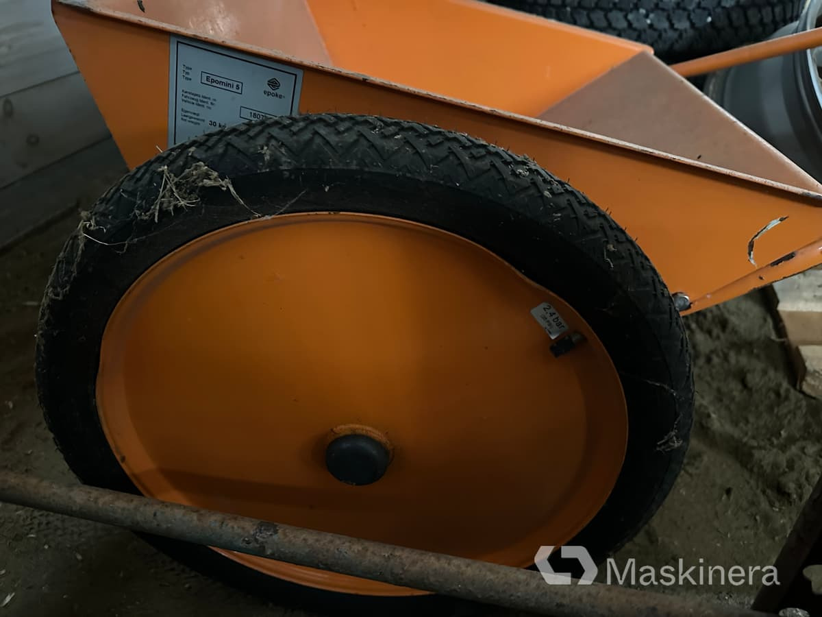 Sand Salt spridare Epoke Epomini 5 - Sand/ Salt spreader: picture 4 Sand Salt spridare Epoke Epomini 5 - Sand/ Salt spreader: picture 4