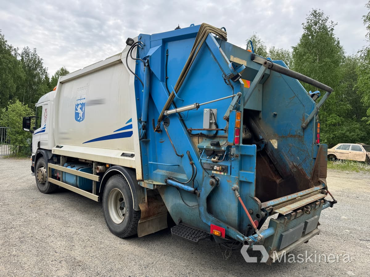 Scania P94DB 4X2 NA 230 Sopbil Scania P94DB 4X2 Baklastare - Garbage truck: picture 3 Scania P94DB 4X2 NA 230 Sopbil Scania P94DB 4X2 Baklastare - Garbage truck: picture 3