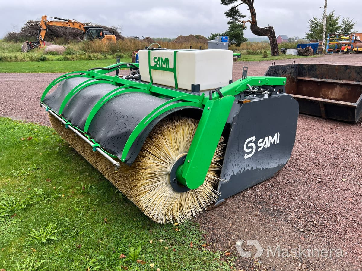 Sopskopa Sami K2500 med bevattning - Road sweeper: picture 1 Sopskopa Sami K2500 med bevattning - Road sweeper: picture 1