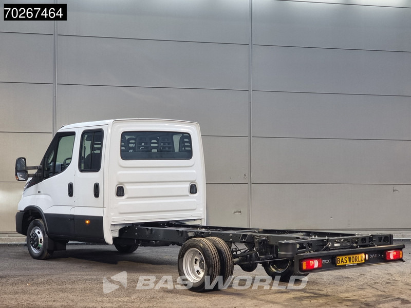 Iveco Daily 35C18 3.0L Dubbel Cabine Chassis 410WB 2025 model LED Navi Camera Airco Cruise Fahrgestell Airco Dubbel cabine Cruise control - Commercial vehicle: picture 2 Iveco Daily 35C18 3.0L Dubbel Cabine Chassis 410WB 2025 model LED Navi Camera Airco Cruise Fahrgestell Airco Dubbel cabine Cruise control - Commercial vehicle: picture 2