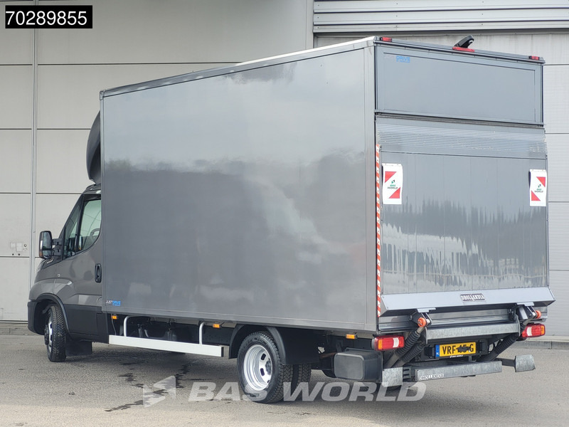 Iveco Daily 35C18 3.0L 180PK Automaat Bakwagen Dhollandia Laadklep Lat om Lat Zijdeur Navi Camera Airco Cruise Koffer Meubelbak 22m3 Airco C - Closed box van: picture 2 Iveco Daily 35C18 3.0L 180PK Automaat Bakwagen Dhollandia Laadklep Lat om Lat Zijdeur Navi Camera Airco Cruise Koffer Meubelbak 22m3 Airco C - Closed box van: picture 2