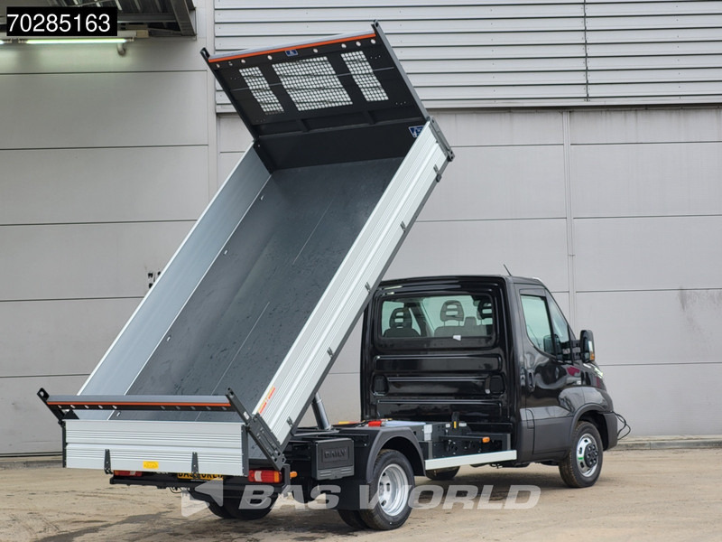 Iveco Daily 35C21 3.0L 210PK Automaat Open Laadbak 2025 ACC Airco CarPlay Pritsche Pickup Open Box Airco - Open body delivery van: picture 3 Iveco Daily 35C21 3.0L 210PK Automaat Open Laadbak 2025 ACC Airco CarPlay Pritsche Pickup Open Box Airco - Open body delivery van: picture 3