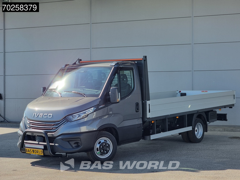 Iveco Daily 35C21 3.0L 210PK Black Edition 2025model Open laadbak CarPlay ACC LED 3,5T Trekvermogen Pritsche Pickup Airco - Open body delivery van: picture 2 Iveco Daily 35C21 3.0L 210PK Black Edition 2025model Open laadbak CarPlay ACC LED 3,5T Trekvermogen Pritsche Pickup Airco - Open body delivery van: picture 2