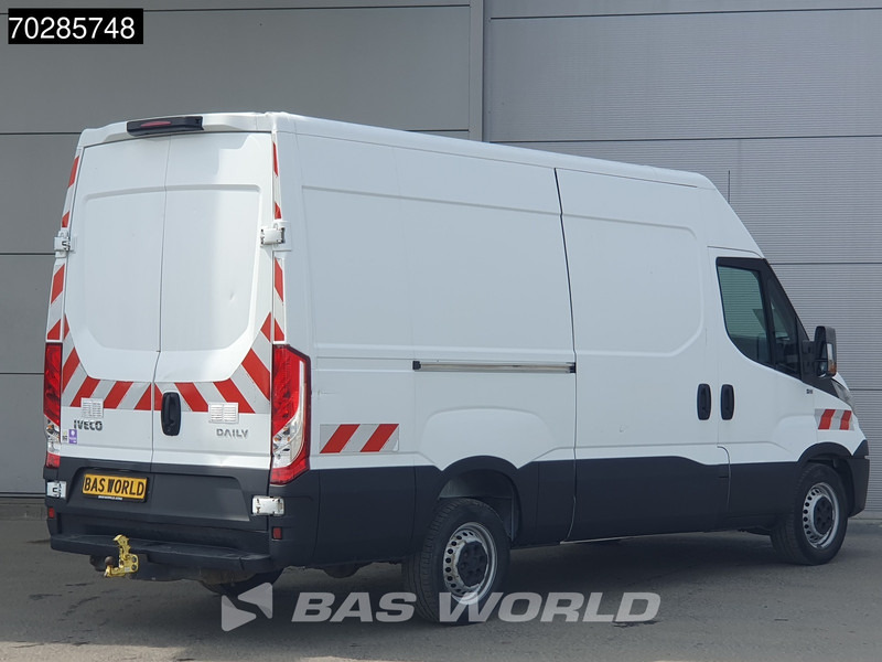 Iveco Daily 35S15 L2H2 3,5t Trekhaak Airco Euro6 L2 12m3 Airco Trekhaak - Panel van: picture 5 Iveco Daily 35S15 L2H2 3,5t Trekhaak Airco Euro6 L2 12m3 Airco Trekhaak - Panel van: picture 5