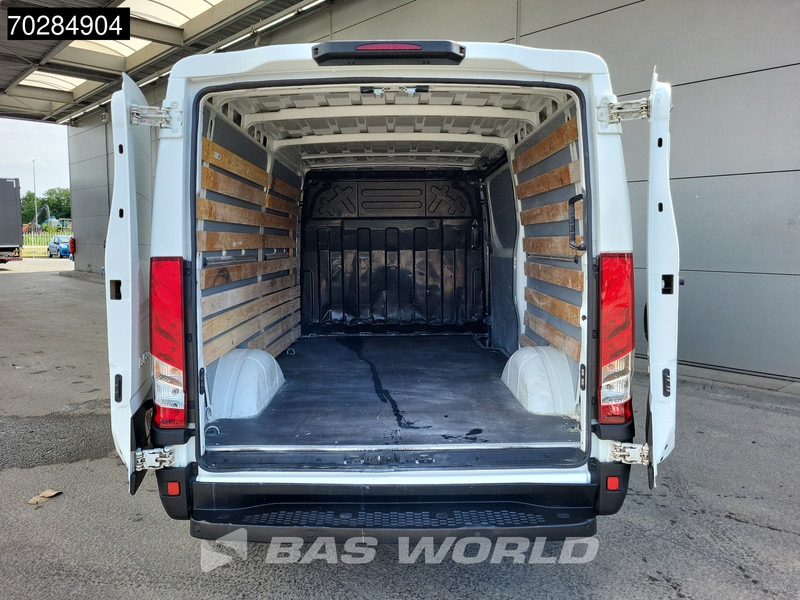 Iveco Daily 35S18 3.0L Automaat 180PK Airco Cruise 3,5t Trekgewicht Euro6 APK 05-2026 9m3 Airco Cruise control - Panel van: picture 3 Iveco Daily 35S18 3.0L Automaat 180PK Airco Cruise 3,5t Trekgewicht Euro6 APK 05-2026 9m3 Airco Cruise control - Panel van: picture 3