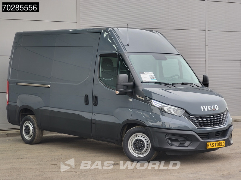 Iveco Daily 35S18 3.0L Automaat 180PK L2H2 3500kg Trekhaak LED Navi Airco Cruise Camera Euro6 L2 11m3 Airco Trekhaak Cruise control - Panel van: picture 3 Iveco Daily 35S18 3.0L Automaat 180PK L2H2 3500kg Trekhaak LED Navi Airco Cruise Camera Euro6 L2 11m3 Airco Trekhaak Cruise control - Panel van: picture 3