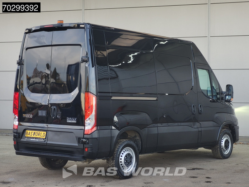 Iveco Daily 35S18 3.0L Automaat L2H2 180PK ACC LED Navi Airco 3,5t Trekgewicht Euro6 L2H2 Airco - Panel van: picture 5 Iveco Daily 35S18 3.0L Automaat L2H2 180PK ACC LED Navi Airco 3,5t Trekgewicht Euro6 L2H2 Airco - Panel van: picture 5