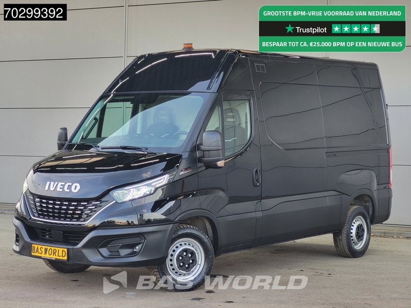 Iveco Daily 35S18 3.0L Automaat L2H2 180PK ACC LED Navi Airco 3,5t Trekgewicht Euro6 L2H2 Airco - Panel van: picture 1 Iveco Daily 35S18 3.0L Automaat L2H2 180PK ACC LED Navi Airco 3,5t Trekgewicht Euro6 L2H2 Airco - Panel van: picture 1
