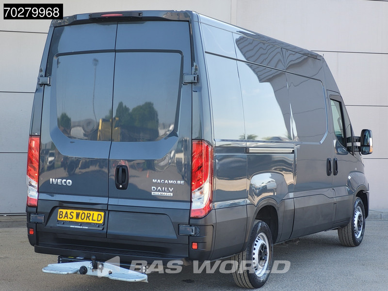 Iveco Daily 35S18 3.0L Automaat L2H2 3,5t Trekhaak Airco Cruise Camera L2 12m3 Airco Trekhaak Cruise control - Panel van: picture 5 Iveco Daily 35S18 3.0L Automaat L2H2 3,5t Trekhaak Airco Cruise Camera L2 12m3 Airco Trekhaak Cruise control - Panel van: picture 5