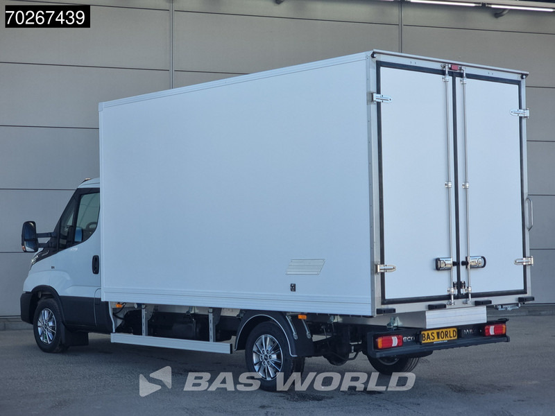 Iveco Daily 35S18 3.0L Koelwagen Vriezer Thermoking V-200 MAX 220V stekker -18 LED Navi Airco ACC Koel Koeler Kühler Bakwagen Kühlwagen Kühl - Refrigerated delivery van: picture 2 Iveco Daily 35S18 3.0L Koelwagen Vriezer Thermoking V-200 MAX 220V stekker -18 LED Navi Airco ACC Koel Koeler Kühler Bakwagen Kühlwagen Kühl - Refrigerated delivery van: picture 2