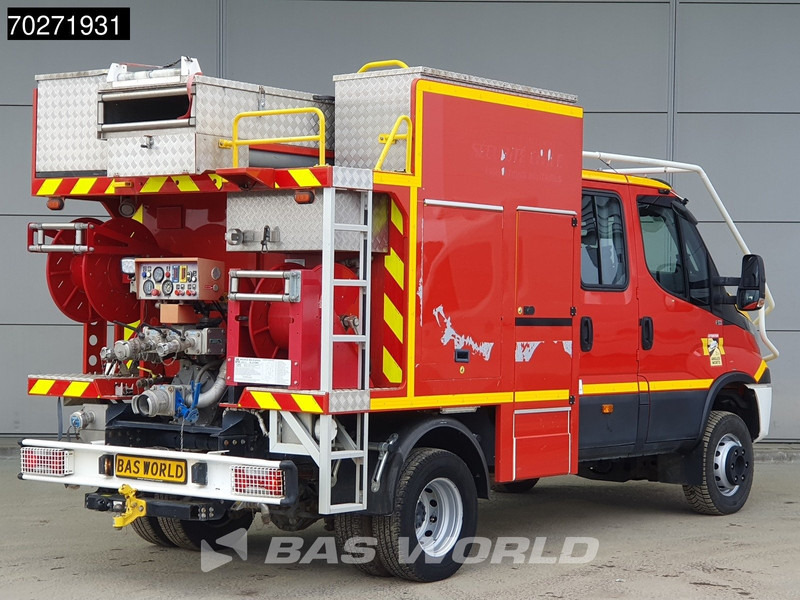 Iveco Daily 70C17 4x4 Achleitner Firetruck Brandweerwagen AWD Allrad Camper 1200liter Airco Dubbel cabine Trekhaak Cruise control - Ambulance: picture 5 Iveco Daily 70C17 4x4 Achleitner Firetruck Brandweerwagen AWD Allrad Camper 1200liter Airco Dubbel cabine Trekhaak Cruise control - Ambulance: picture 5