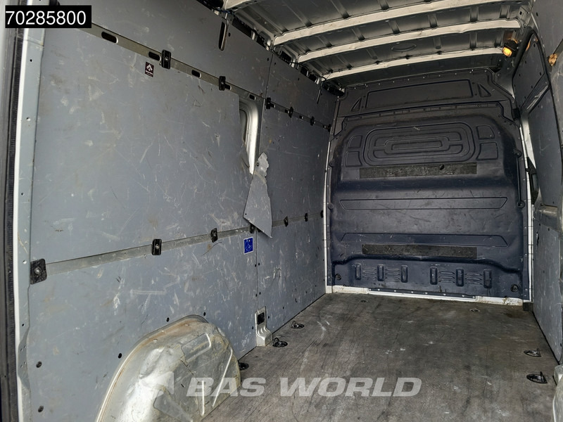 Mercedes-Benz Sprinter 214 CDI Automaat L2H2 Airco Cruise Camera Parkeersensoren MBUX Euro6 L2 12m3 Airco Cruise control - Small van: picture 5 Mercedes-Benz Sprinter 214 CDI Automaat L2H2 Airco Cruise Camera Parkeersensoren MBUX Euro6 L2 12m3 Airco Cruise control - Small van: picture 5