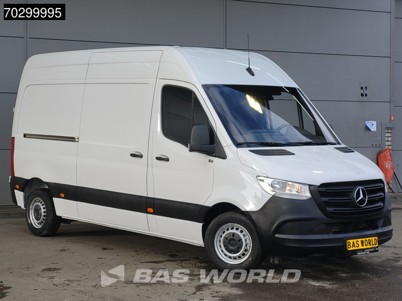 Mercedes-Benz Sprinter 311 CDI L2H2 Airco Cruise MBUX CarPlay Euro6 L2 Airco Cruise control - Small van: picture 3 Mercedes-Benz Sprinter 311 CDI L2H2 Airco Cruise MBUX CarPlay Euro6 L2 Airco Cruise control - Small van: picture 3