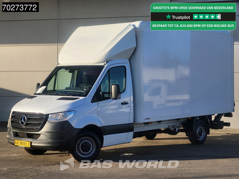 Mercedes-Benz Sprinter 317 CDI Automaat Bakwagen Laadklep Camera Airco Koffer Meubelbak 20m3 Airco - Closed box van: picture 1 Mercedes-Benz Sprinter 317 CDI Automaat Bakwagen Laadklep Camera Airco Koffer Meubelbak 20m3 Airco - Closed box van: picture 1