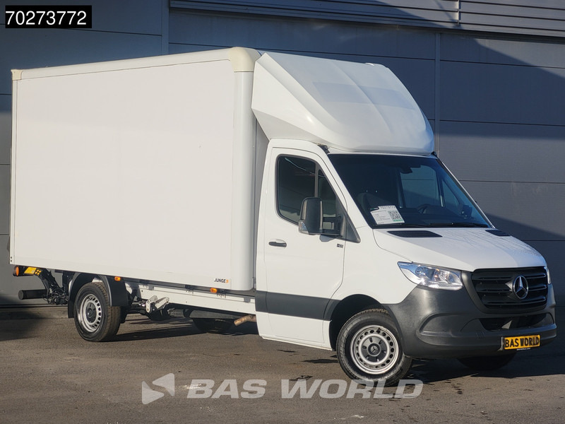 Mercedes-Benz Sprinter 317 CDI Automaat Bakwagen Laadklep Camera Airco Koffer Meubelbak 20m3 Airco - Closed box van: picture 2 Mercedes-Benz Sprinter 317 CDI Automaat Bakwagen Laadklep Camera Airco Koffer Meubelbak 20m3 Airco - Closed box van: picture 2