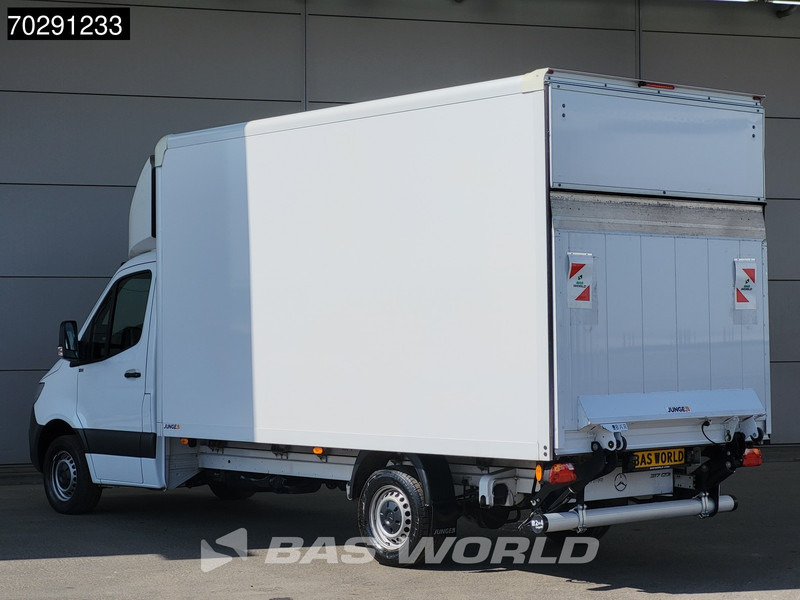 Mercedes-Benz Sprinter 317 CDI Automaat Bakwagen Laadklep Camera Airco Koffer Meubelbak 21m3 Airco - Closed box van: picture 2 Mercedes-Benz Sprinter 317 CDI Automaat Bakwagen Laadklep Camera Airco Koffer Meubelbak 21m3 Airco - Closed box van: picture 2