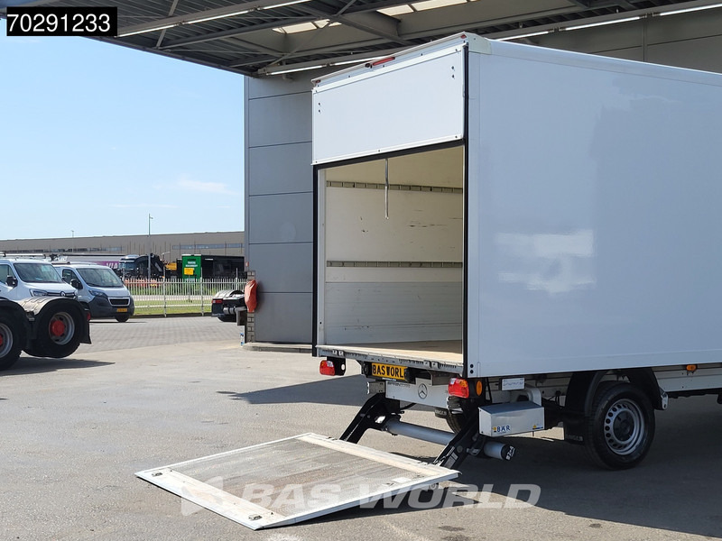 Mercedes-Benz Sprinter 317 CDI Automaat Bakwagen Laadklep Camera Airco Koffer Meubelbak 21m3 Airco - Closed box van: picture 5 Mercedes-Benz Sprinter 317 CDI Automaat Bakwagen Laadklep Camera Airco Koffer Meubelbak 21m3 Airco - Closed box van: picture 5