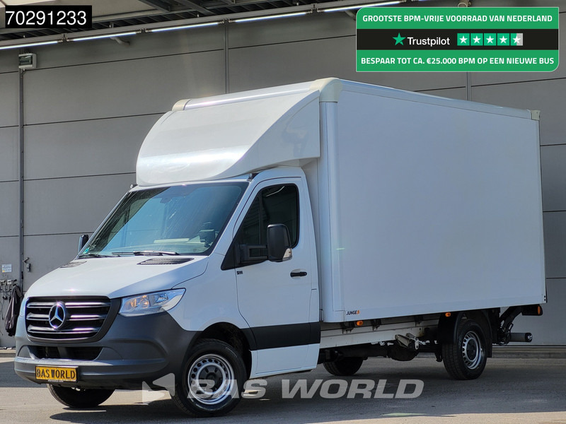 Mercedes-Benz Sprinter 317 CDI Automaat Bakwagen Laadklep Camera Airco Koffer Meubelbak 21m3 Airco - Closed box van: picture 1 Mercedes-Benz Sprinter 317 CDI Automaat Bakwagen Laadklep Camera Airco Koffer Meubelbak 21m3 Airco - Closed box van: picture 1