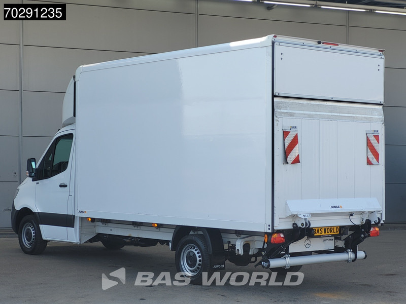 Mercedes-Benz Sprinter 317 CDI Automaat Bakwagen Laadklep Camera Airco Koffer Meubelbak 21m3 Airco - Closed box van: picture 2 Mercedes-Benz Sprinter 317 CDI Automaat Bakwagen Laadklep Camera Airco Koffer Meubelbak 21m3 Airco - Closed box van: picture 2