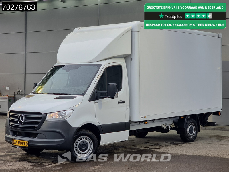 Mercedes-Benz Sprinter 317 CDI Laadklep Automaat Bakwagen Airco MBUX Carplay Meubelbak Koffer Airco - Closed box van: picture 1 Mercedes-Benz Sprinter 317 CDI Laadklep Automaat Bakwagen Airco MBUX Carplay Meubelbak Koffer Airco - Closed box van: picture 1
