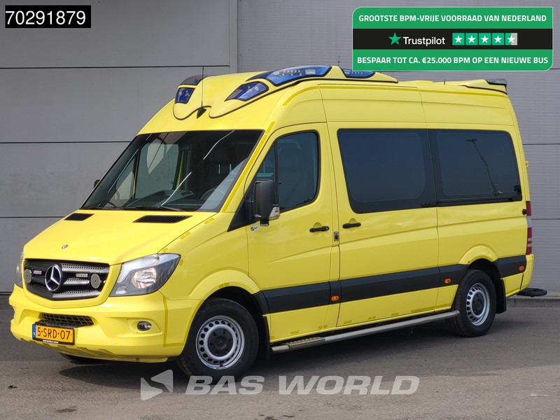 Mercedes-Benz Sprinter 319 CDI Marge! 3.0L V6 Automaat 2x Schuifdeur Airco Cruise Euro6 Krankenwagen Rettungswagen 8m3 Airco Cruise control - Ambulance: picture 1 Mercedes-Benz Sprinter 319 CDI Marge! 3.0L V6 Automaat 2x Schuifdeur Airco Cruise Euro6 Krankenwagen Rettungswagen 8m3 Airco Cruise control - Ambulance: picture 1