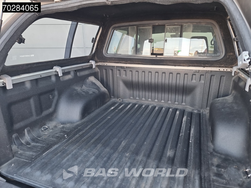 Volkswagen Amarok 260PK V6 4motion Automaat 260PK Trekhaak LED Navi Airco Cruise Camera Parkeersensoren Euro6 4wd Allrad 3m3 Airco Trekhaak Cruise - Pickup truck: picture 5 Volkswagen Amarok 260PK V6 4motion Automaat 260PK Trekhaak LED Navi Airco Cruise Camera Parkeersensoren Euro6 4wd Allrad 3m3 Airco Trekhaak Cruise - Pickup truck: picture 5