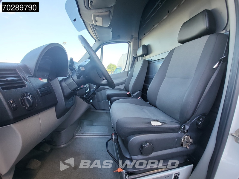 Small van Volkswagen Crafter 109pk D'Hollandia Laadklep L3H3 Airco Cruise L2H2 11m3 Airco Cruise control: picture 9