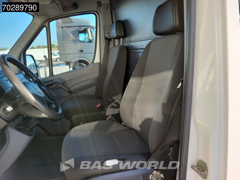 Small van Volkswagen Crafter 109pk D'Hollandia Laadklep L3H3 Airco Cruise L2H2 11m3 Airco Cruise control: picture 11