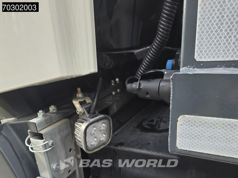 New Dropside/ Flatbed truck Volvo FH 500 6X2 NEW! Machine transporter Lift+steering Axle VEB+ Euro 6: picture 10 New Dropside/ Flatbed truck Volvo FH 500 6X2 NEW! Machine transporter Lift+steering Axle VEB+ Euro 6: picture 10