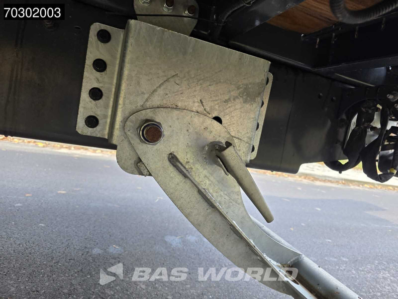 New Dropside/ Flatbed truck Volvo FH 500 6X2 NEW! Machine transporter Lift+steering Axle VEB+ Euro 6: picture 17 New Dropside/ Flatbed truck Volvo FH 500 6X2 NEW! Machine transporter Lift+steering Axle VEB+ Euro 6: picture 17