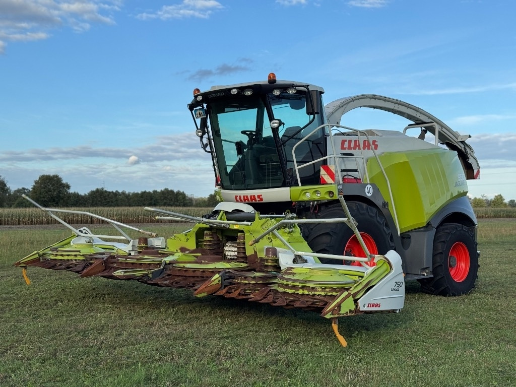 Claas Jaguar 950 Allrad + Claas Orbis 750  - Forage harvester: picture 3 Claas Jaguar 950 Allrad + Claas Orbis 750  - Forage harvester: picture 3