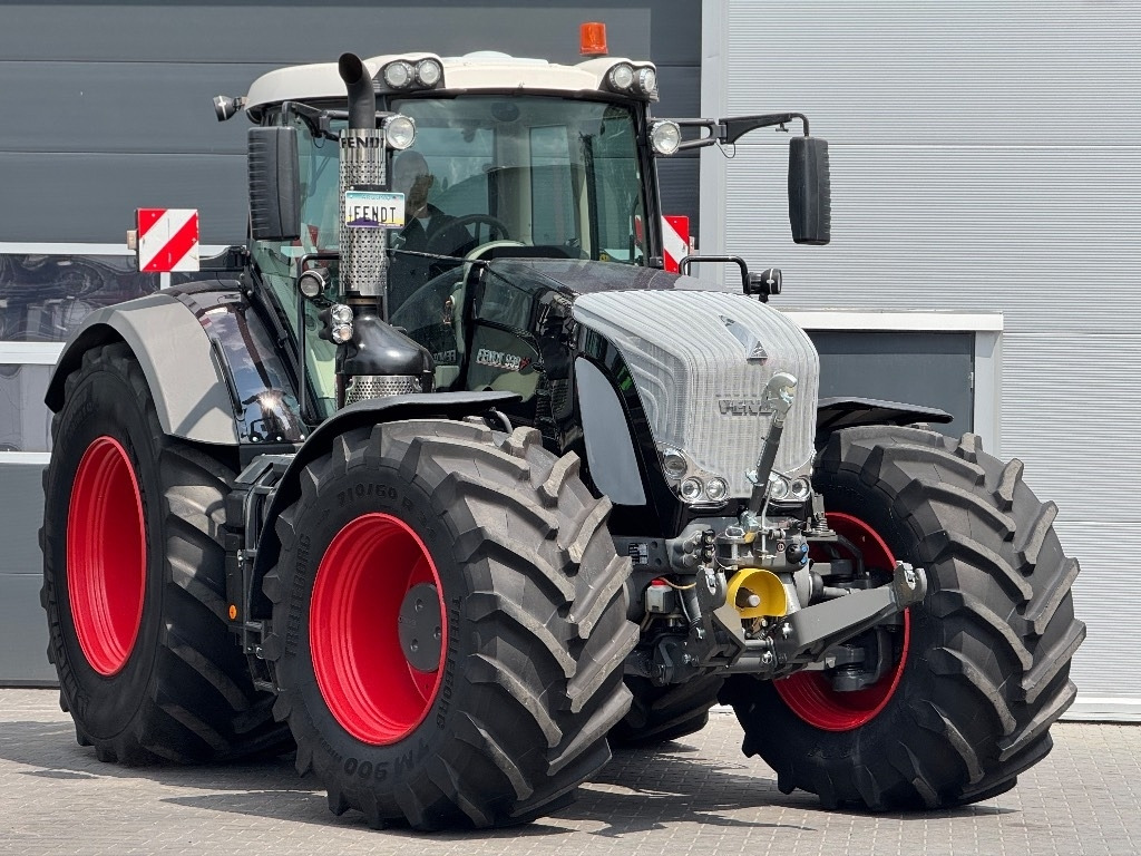 Fendt 939 Vario SCR Profi Plus - Farm tractor: picture 1 Fendt 939 Vario SCR Profi Plus - Farm tractor: picture 1