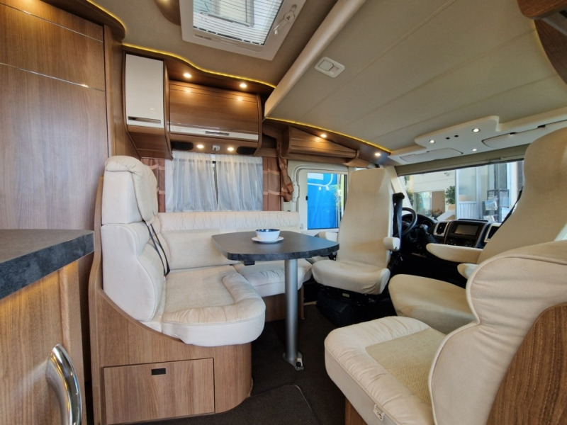 Carthago C-Tourer I 143 - Integrated motorhome: picture 4 Carthago C-Tourer I 143 - Integrated motorhome: picture 4