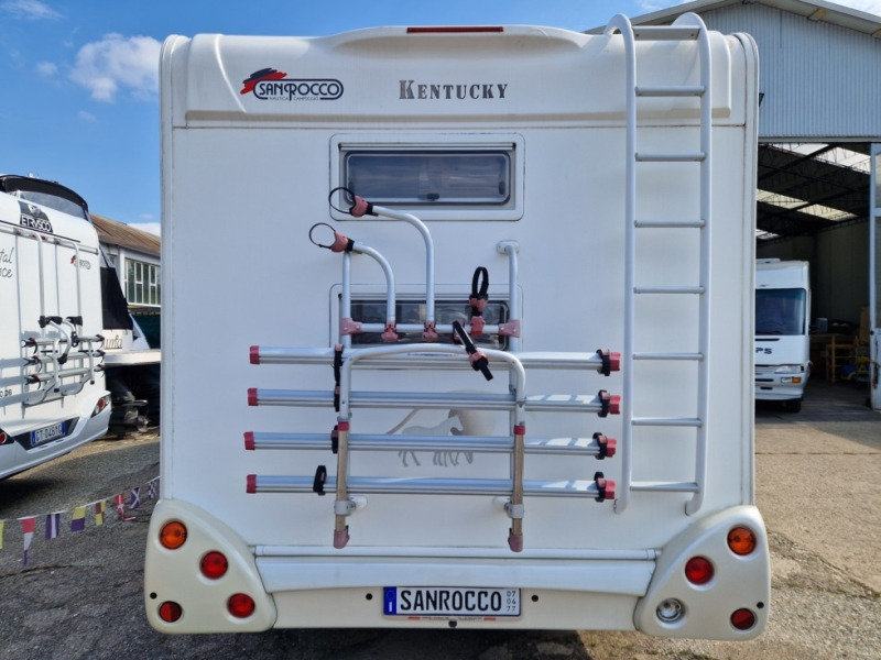 Rimor Kentucky Estro 9 - Semi-integrated motorhome: picture 3 Rimor Kentucky Estro 9 - Semi-integrated motorhome: picture 3