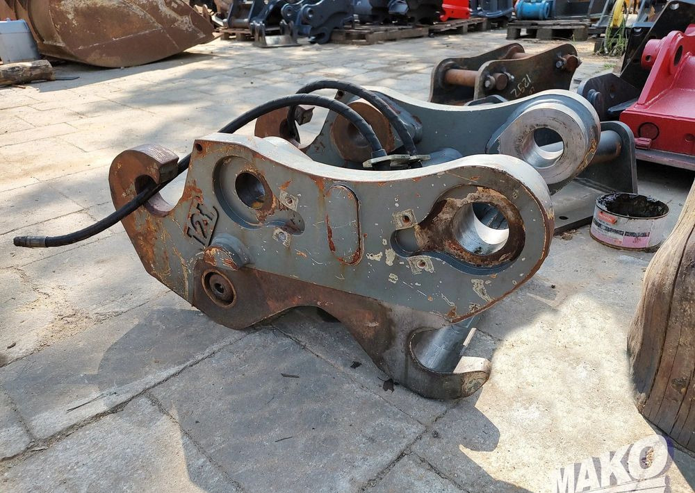 Szybkozłącze hydrauliczne Liebherr SW48 - Attachment for Construction machinery: picture 1 Szybkozłącze hydrauliczne Liebherr SW48 - Attachment for Construction machinery: picture 1