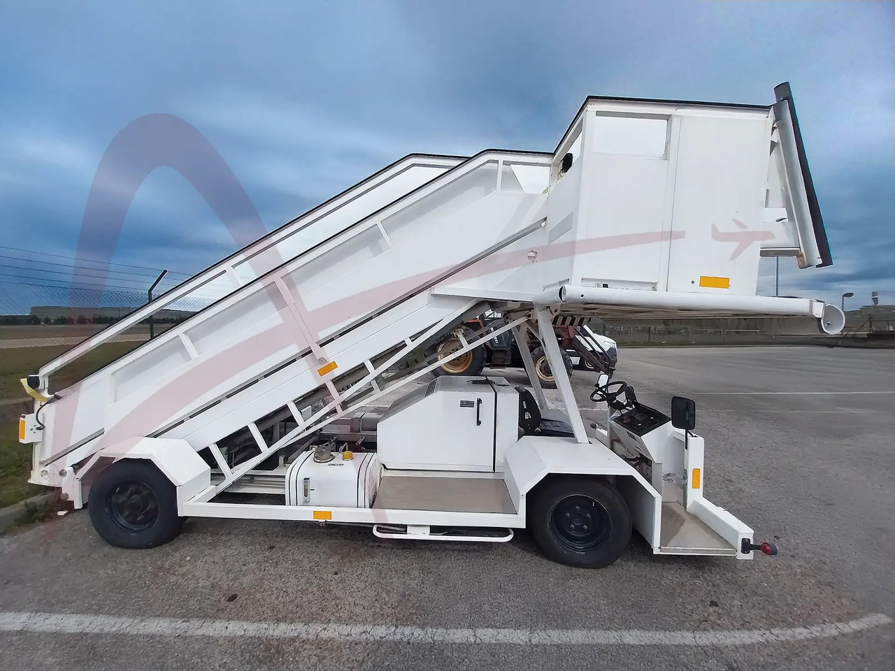 New Passenger stairs EINSA EDA-18425: picture 1