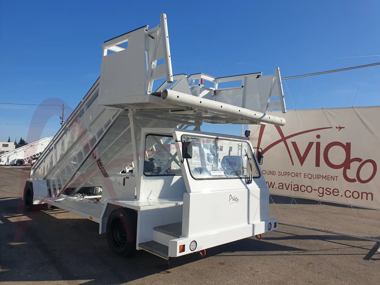 Passenger stairs EINSA EDU-WIDE: picture 1