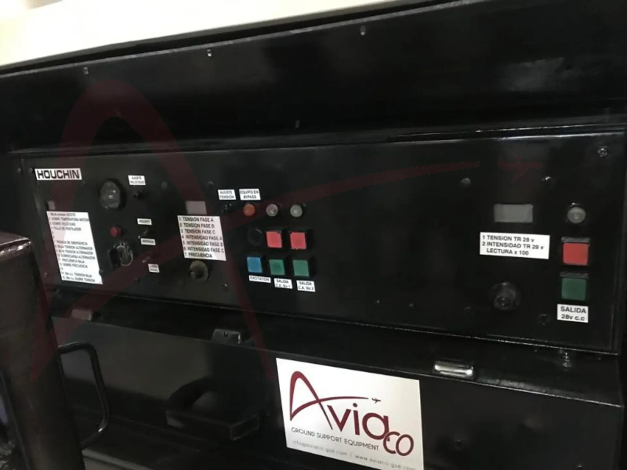 HOUCHIN D690DV - Ground power unit: picture 4 HOUCHIN D690DV - Ground power unit: picture 4