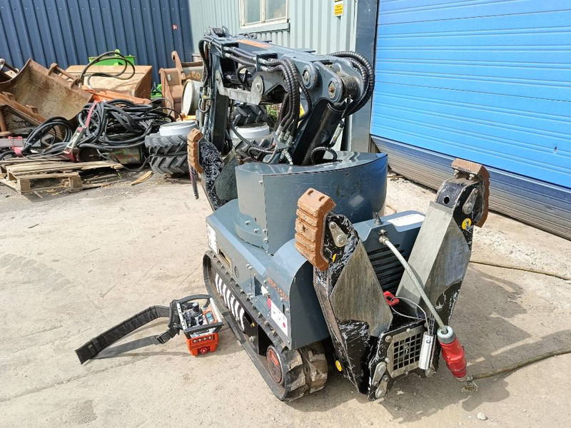 Crawler excavator Brokk euroimplementos RDC1510 180 husqvarna robot remote: picture 12
