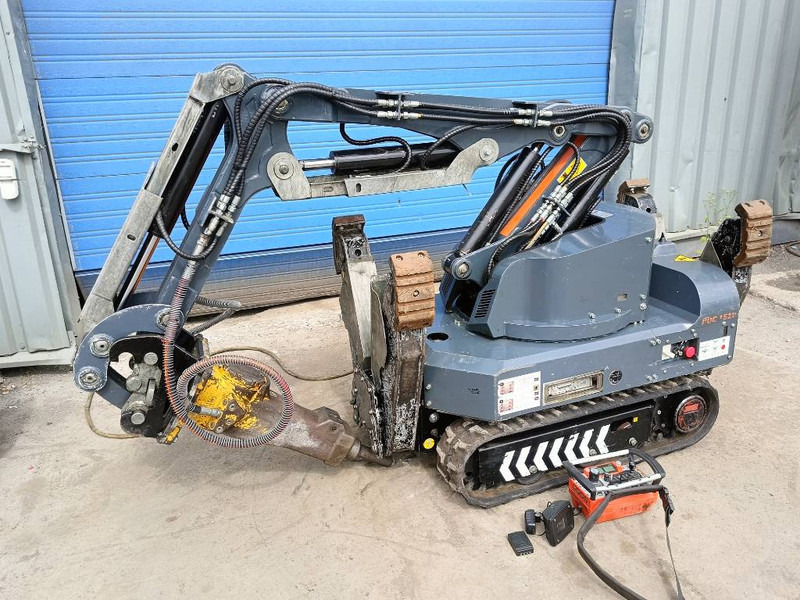 Crawler excavator Brokk euroimplementos RDC1510 180 husqvarna robot remote: picture 9