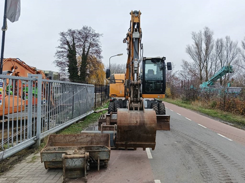 Liebherr A 910 Compact mobiele graafmachine excavator 12,5T - Wheel excavator: picture 3 Liebherr A 910 Compact mobiele graafmachine excavator 12,5T - Wheel excavator: picture 3