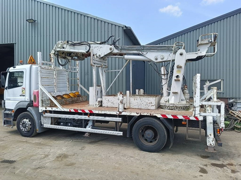 Mercedes-Benz atego risa camgrue 9501 drill boor airco incl rod - Drilling rig: picture 3 Mercedes-Benz atego risa camgrue 9501 drill boor airco incl rod - Drilling rig: picture 3