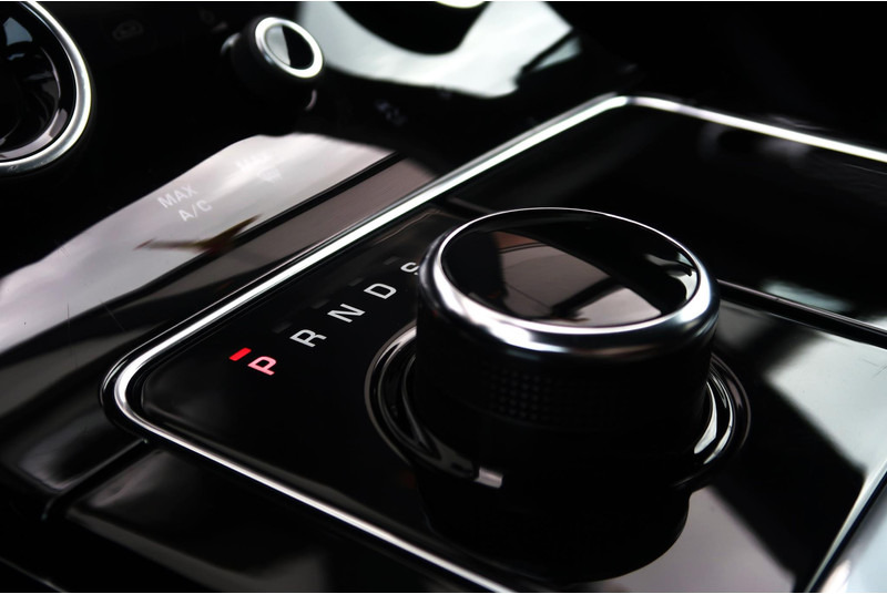 SUV Land Rover Range Rover Velar 2.0 I4 Turbo AWD R-Dynamic P300S HSE PANO/ LED/ MEMORY/ CAMERA/ ACC/ KEYLESS/ TREKHAAK: picture 6