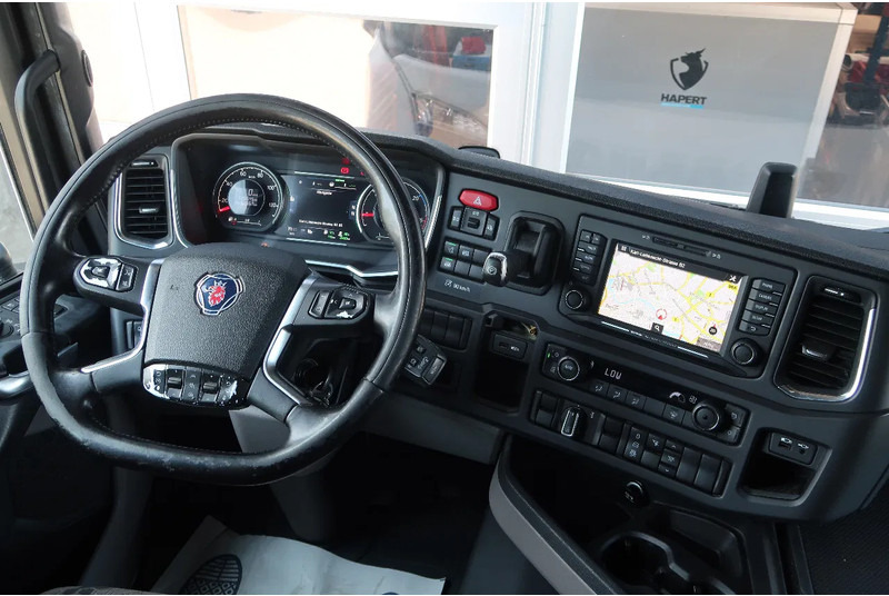 Scania S450 NGS RETARDER/ 2X TANK/ ACC/ PARK CLIMA/ DIFF LOCK - Tractor unit: picture 5 Scania S450 NGS RETARDER/ 2X TANK/ ACC/ PARK CLIMA/ DIFF LOCK - Tractor unit: picture 5