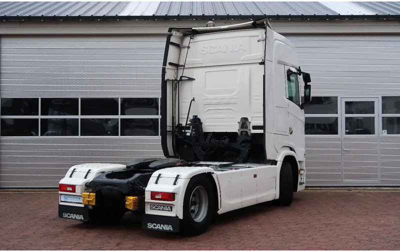 Scania S450 NGS RETARDER/ 2X TANK/ ACC/ PARK CLIMA/ DIFF LOCK - Tractor unit: picture 5 Scania S450 NGS RETARDER/ 2X TANK/ ACC/ PARK CLIMA/ DIFF LOCK - Tractor unit: picture 5